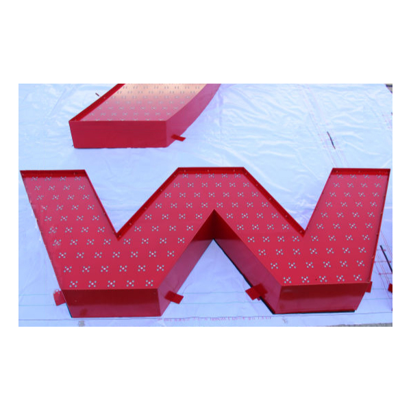 鋁板外露燈穿孔字 鋁板平面發(fā)光字