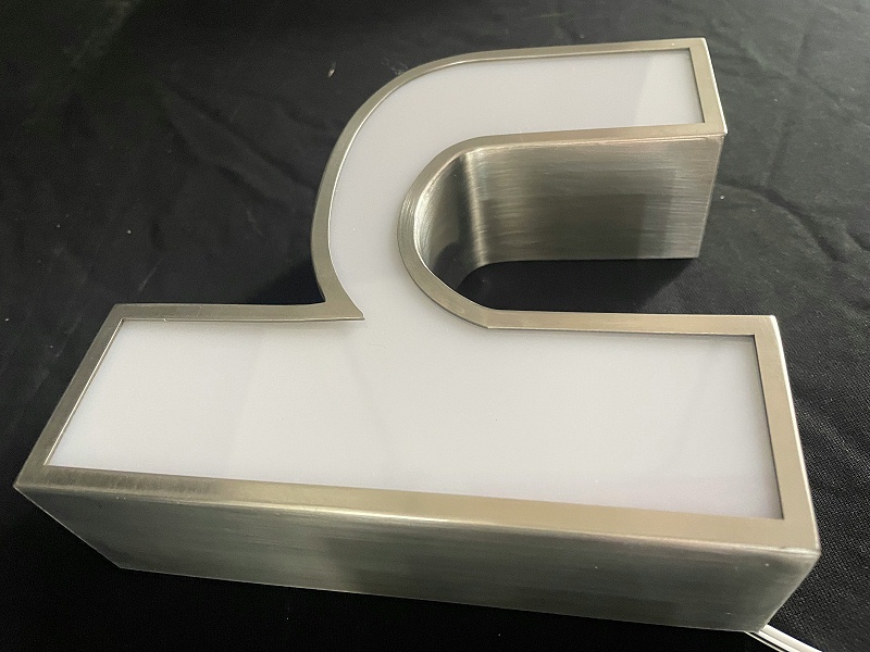 防水發(fā)光字