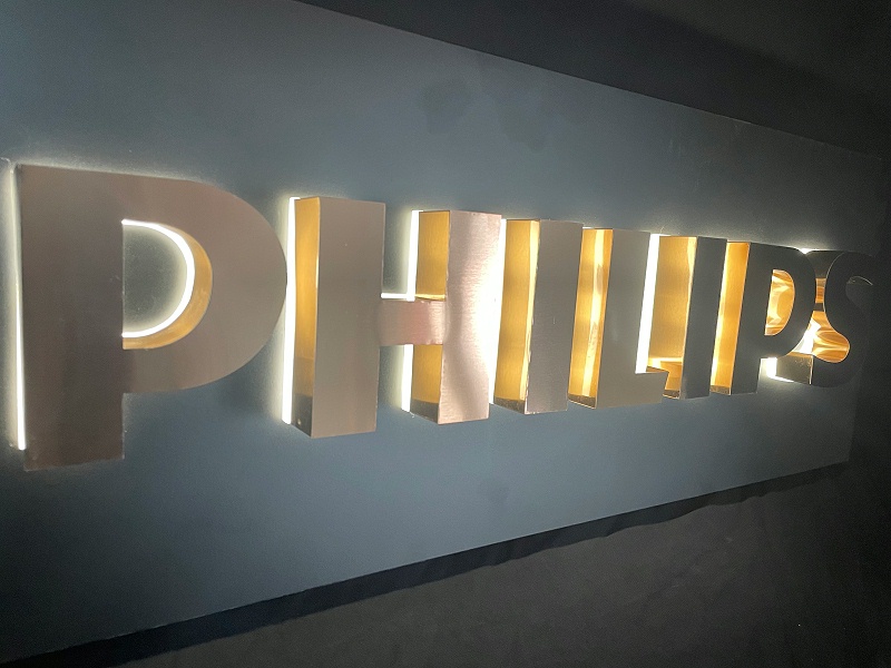 背面發(fā)光字