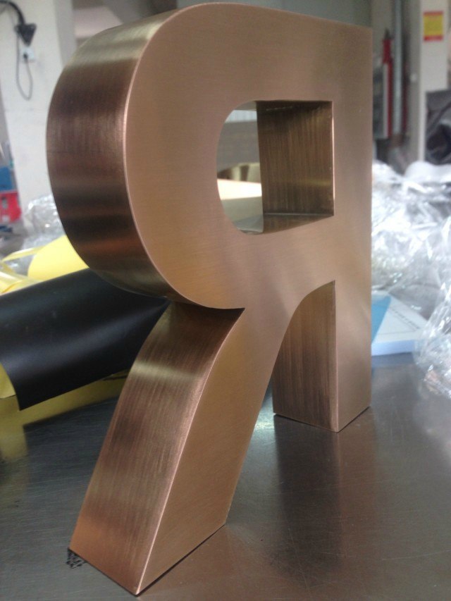 這些精品字，不單適合室外呈現(xiàn)，還能是公司最搶眼的形象26