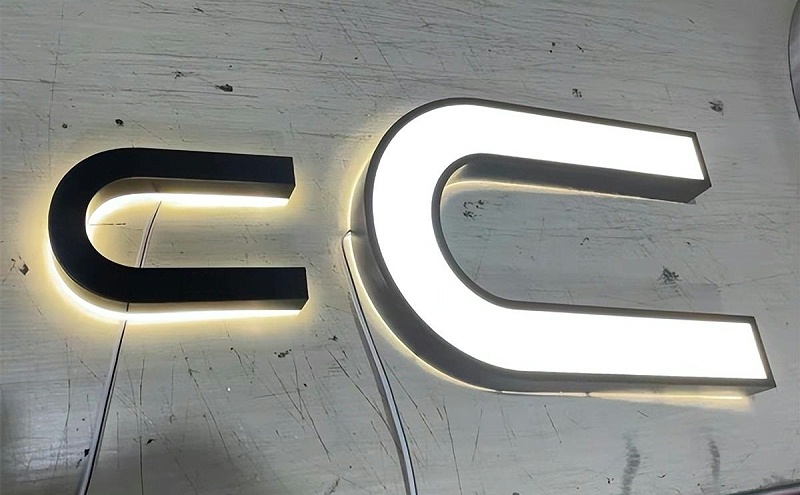 標識發(fā)光字怎么抉擇符合本身商店裝潢格調(diào)的光照色溫？6