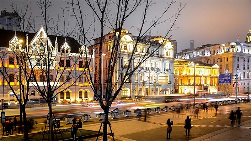 怎樣弄好的高質(zhì)地的樓頂亮化規(guī)劃？2